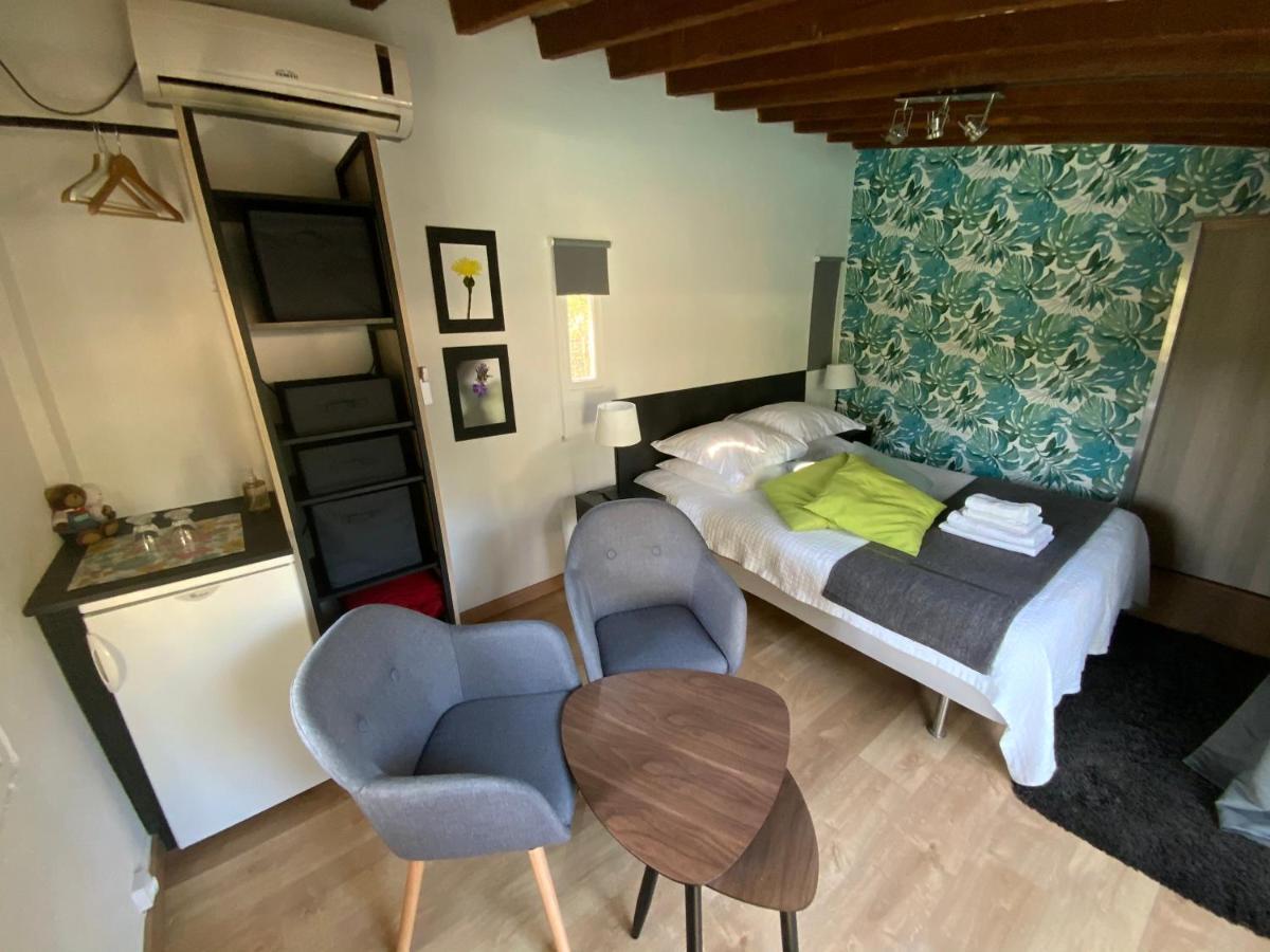 Inn 4 Bears Нім Екстер'єр фото