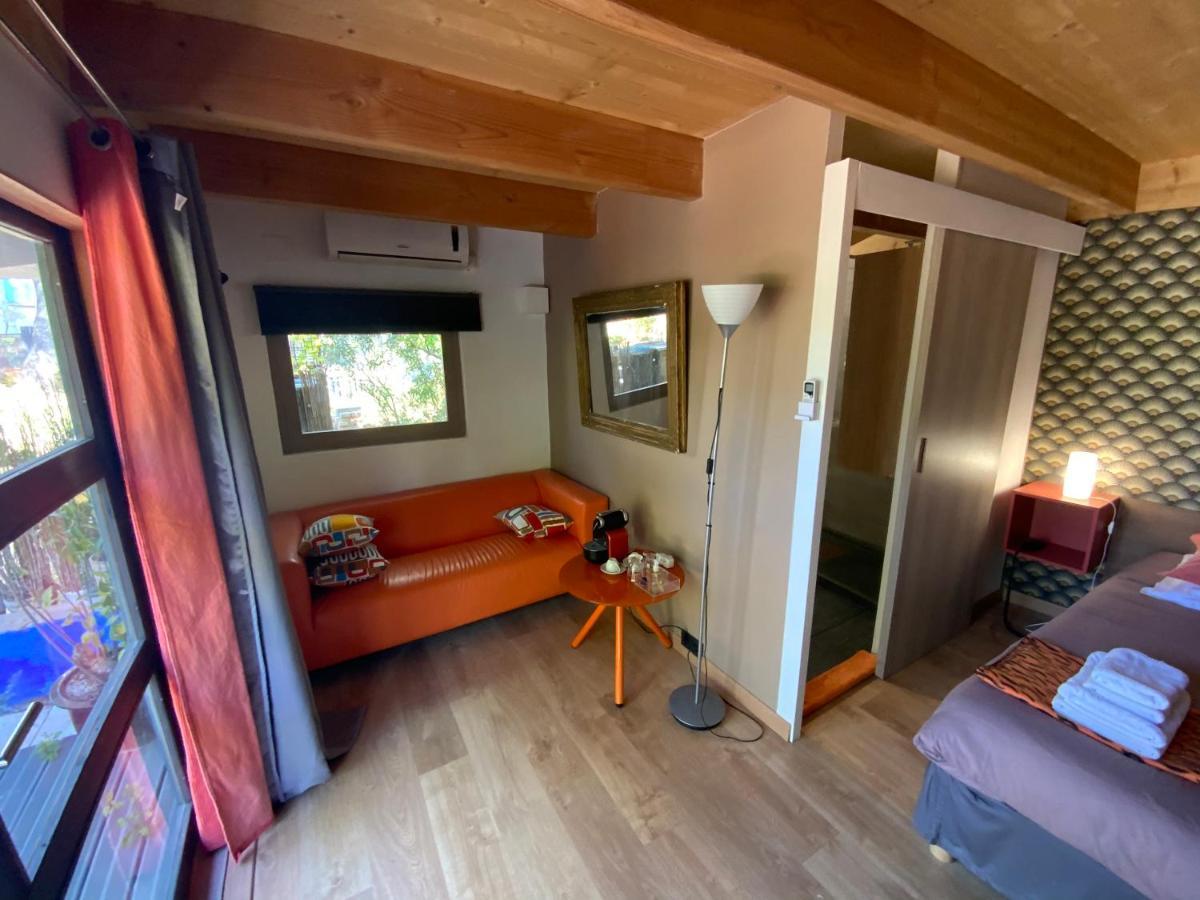 Inn 4 Bears Нім Екстер'єр фото