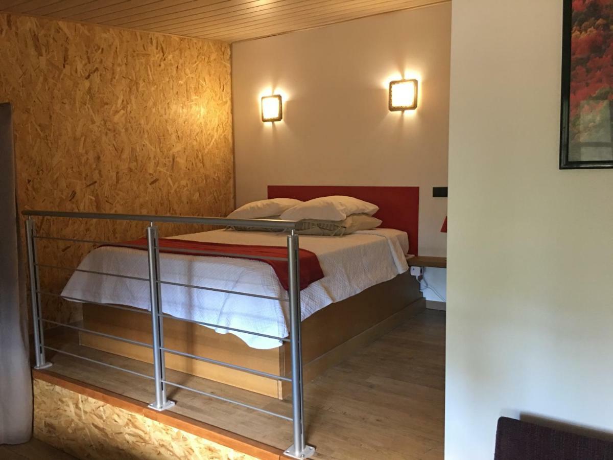 Inn 4 Bears Нім Екстер'єр фото